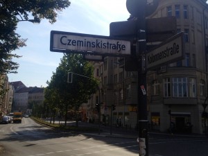 Strassenschild Czeminski / Kolonnenstr